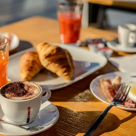 مبيت وإفطار سويت سليب 4*
